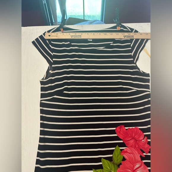 Madison Leigh Petite 12P Striped Floral Dress Black White Pink Cap Sleeve - Picture 8 of 9